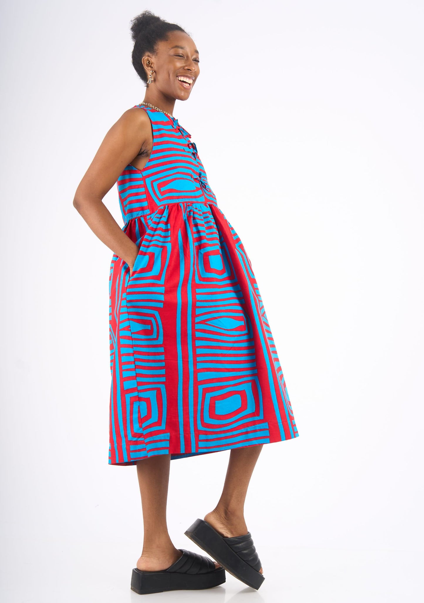 YEVU Women - Dress Tie Top Midi Dress - Monochrome New Wave
