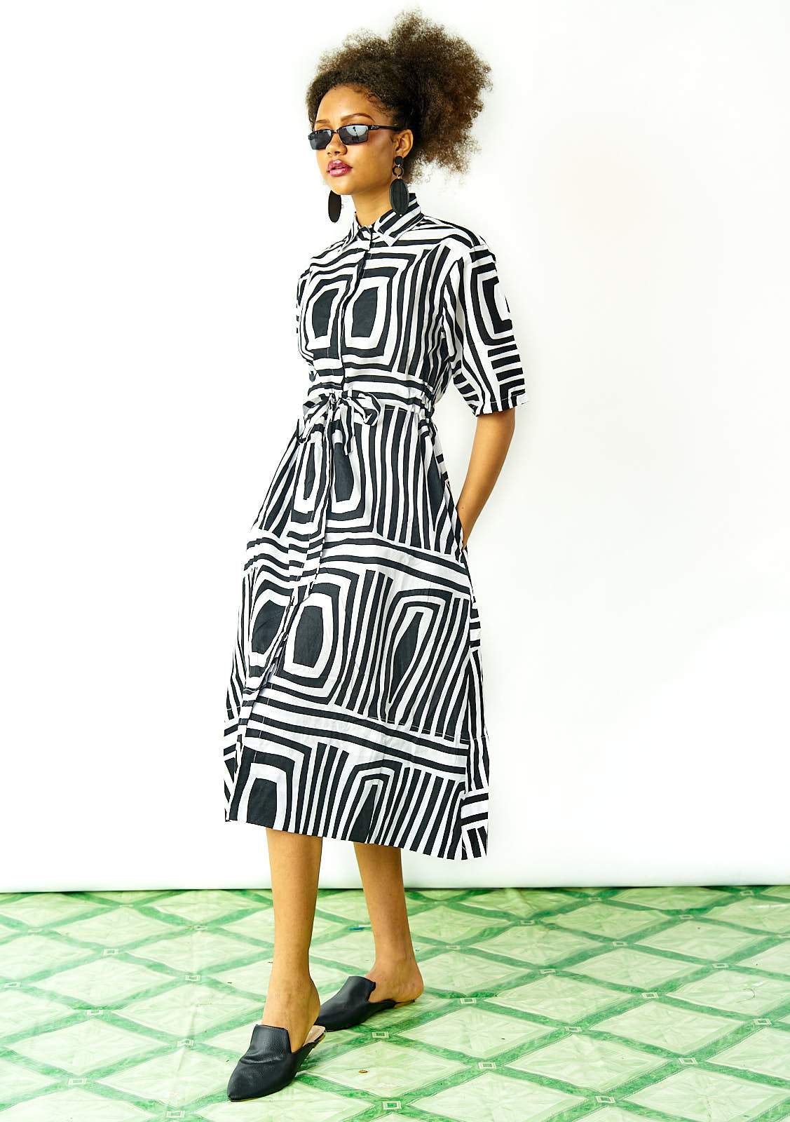 YEVU Women - Dress Drawstring Midi Dress - Monochrome