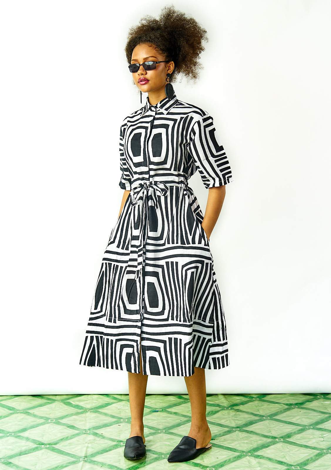 YEVU Women - Dress Drawstring Midi Dress - Monochrome
