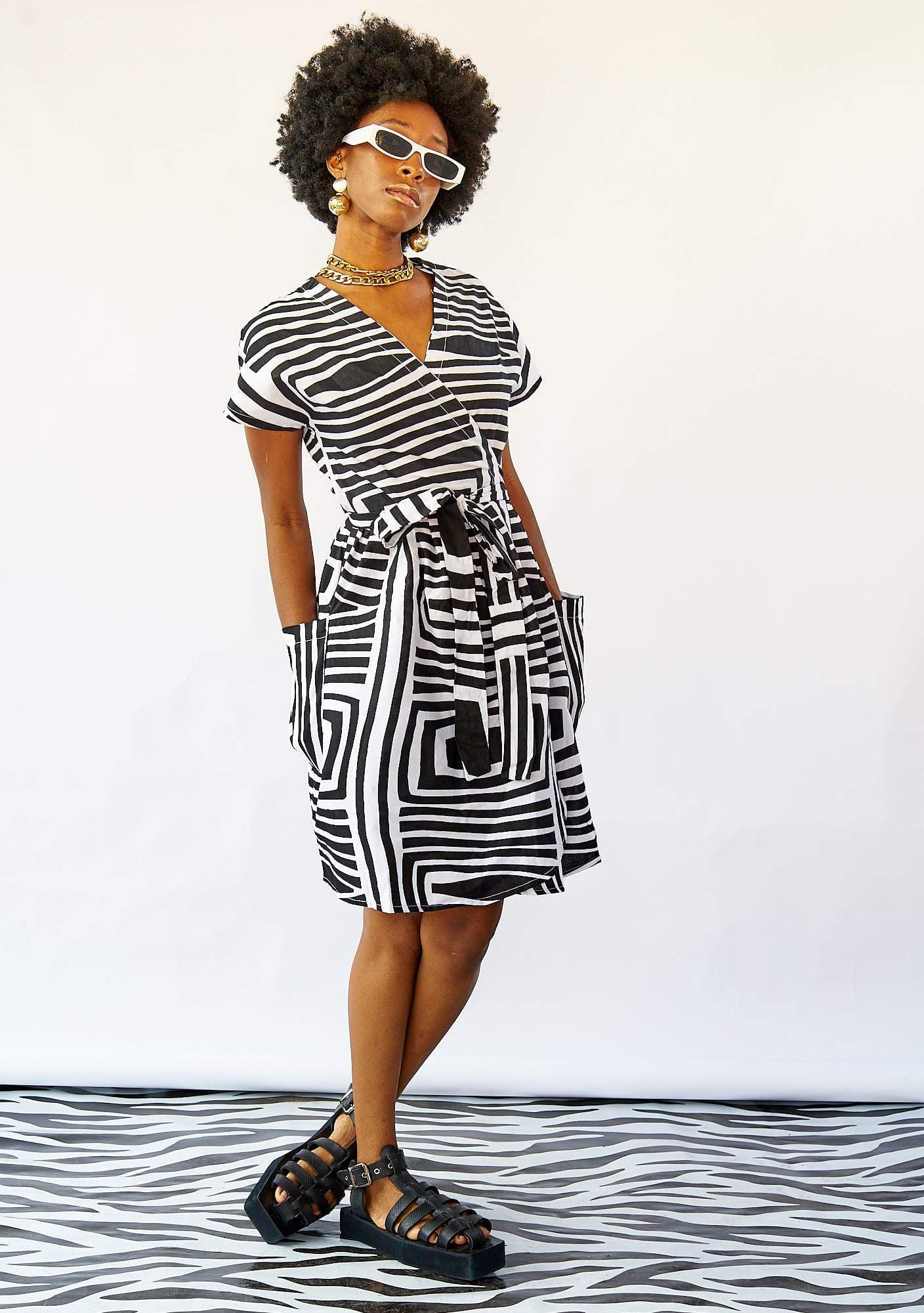 YEVU Women - Dress Half Length Wrap Dress - Monochrome