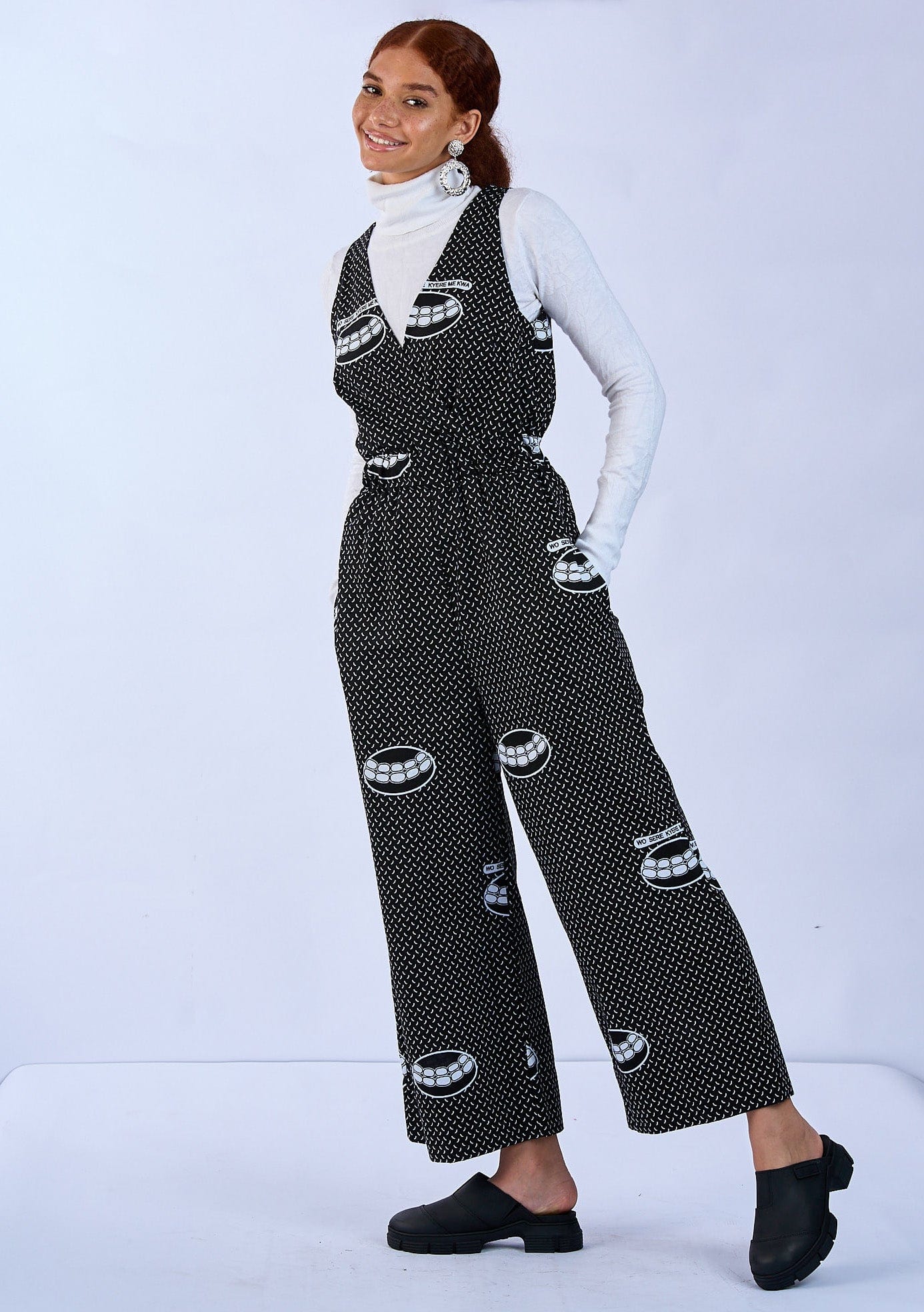 YEVU Women - One Piece Wide Leg Crossover Jumpsuit - Wo Sere